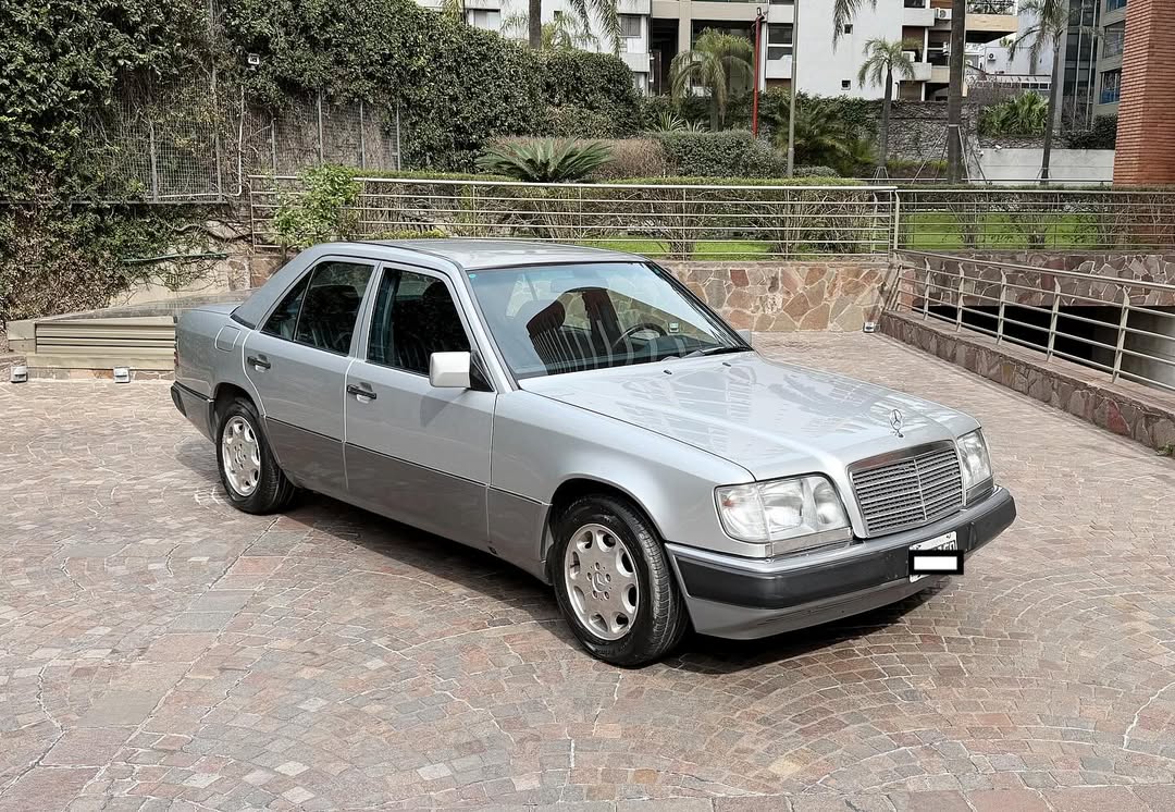 Mira esta publicación de Mercedes Benz Clase E 1993 en Motordil