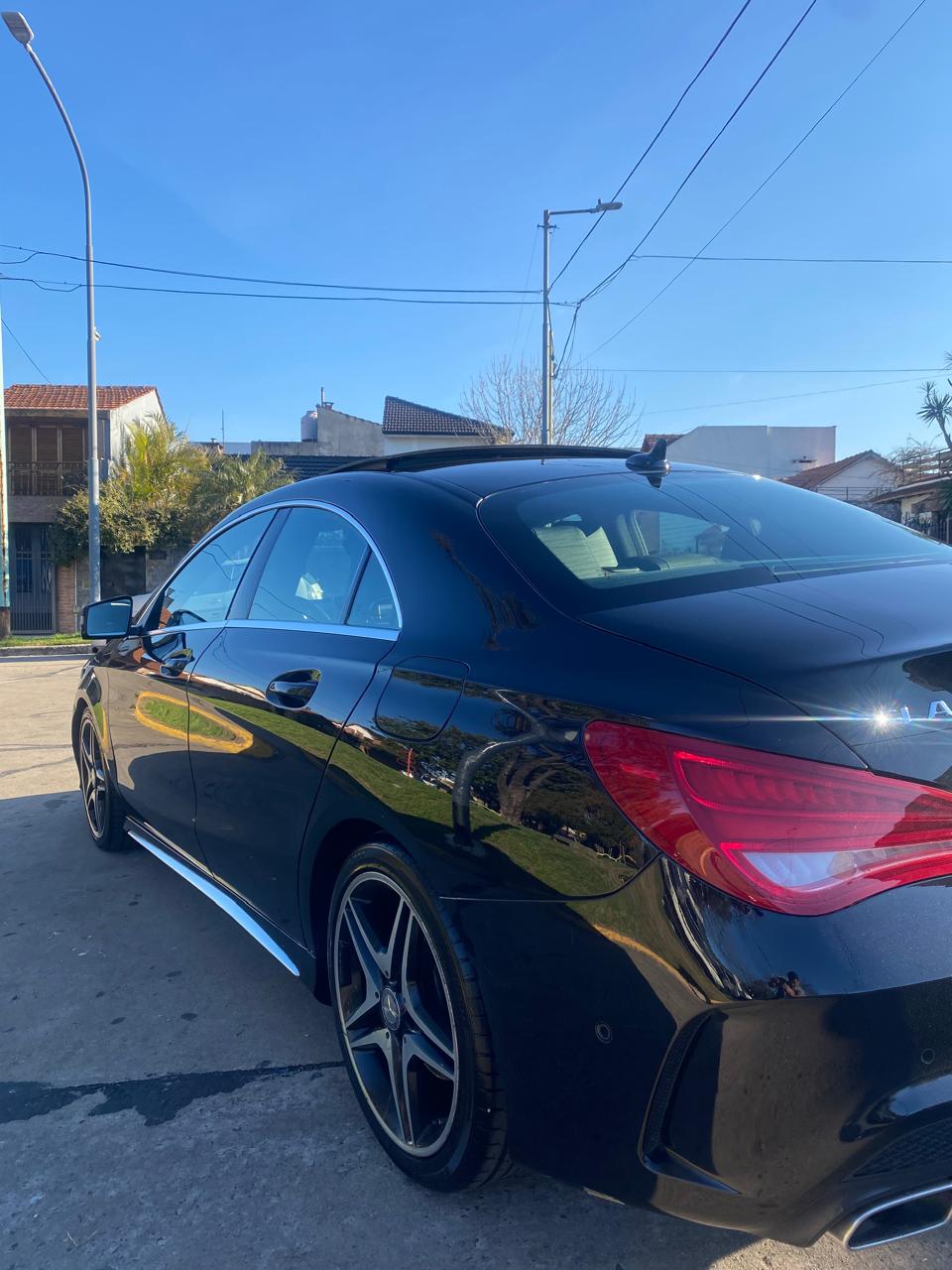 Mira esta publicación de Mercedes Benz CLA 2013 en Motordil