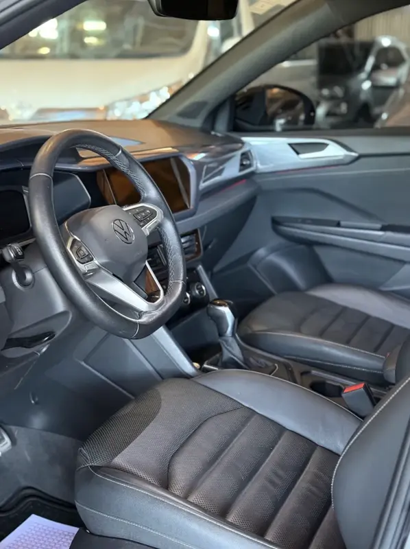 Mira esta publicación de Volkswagen Taos 2021 en Motordil