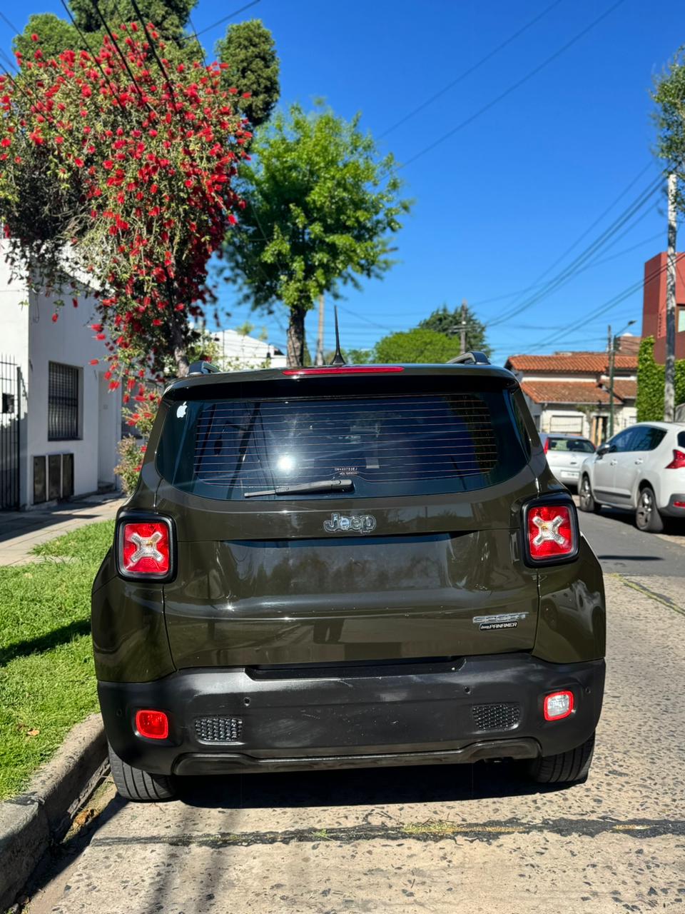 Mirá esta publicación de Jeep Renegade