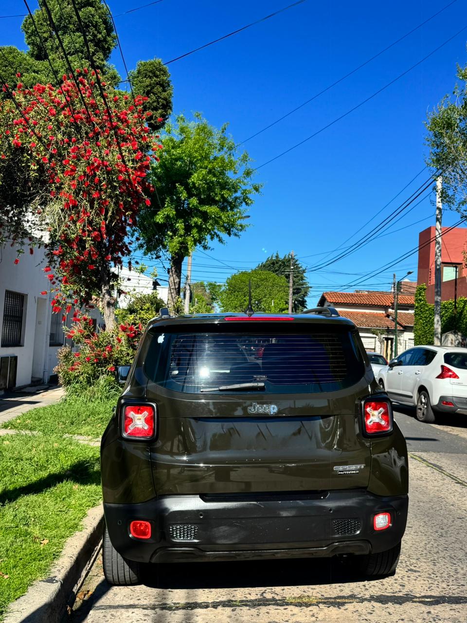 Mirá esta publicación de Jeep Renegade
