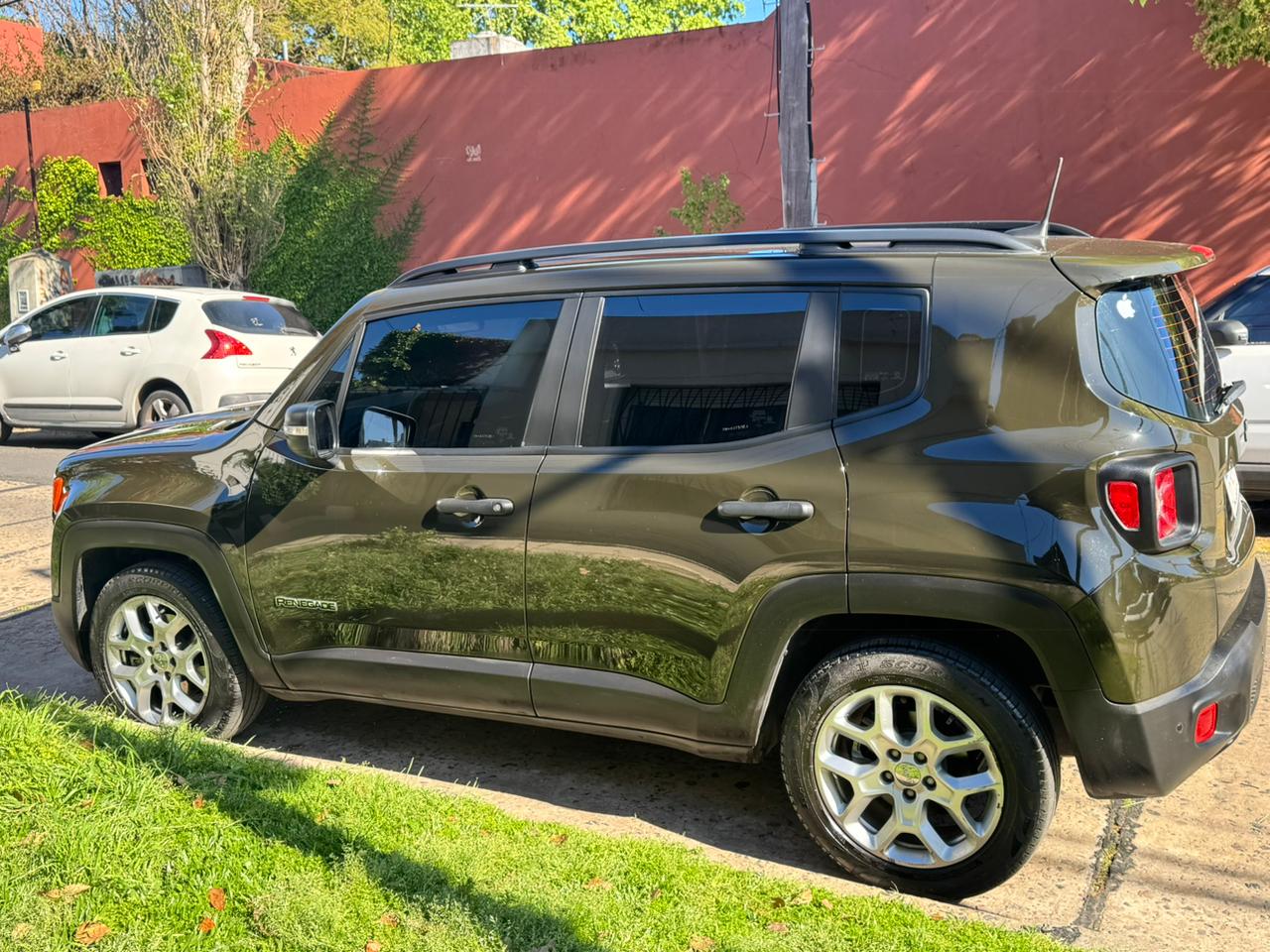 Mirá esta publicación de Jeep Renegade