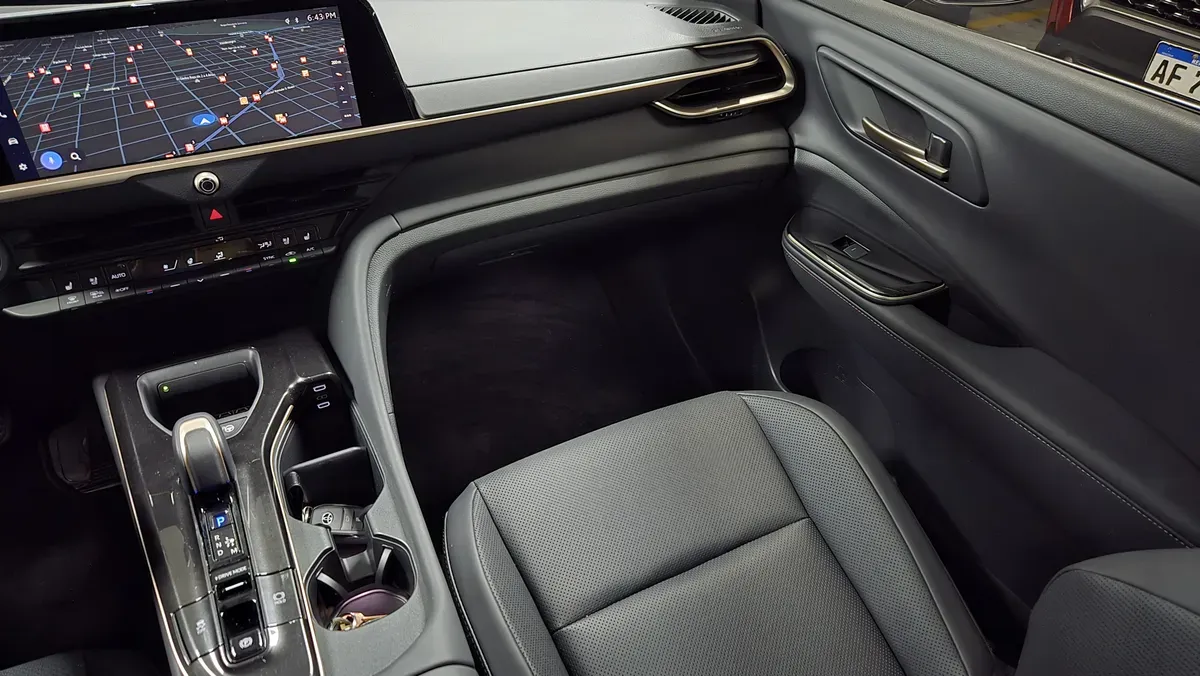 Mira esta publicación de Toyota Crown 2025 en Motordil