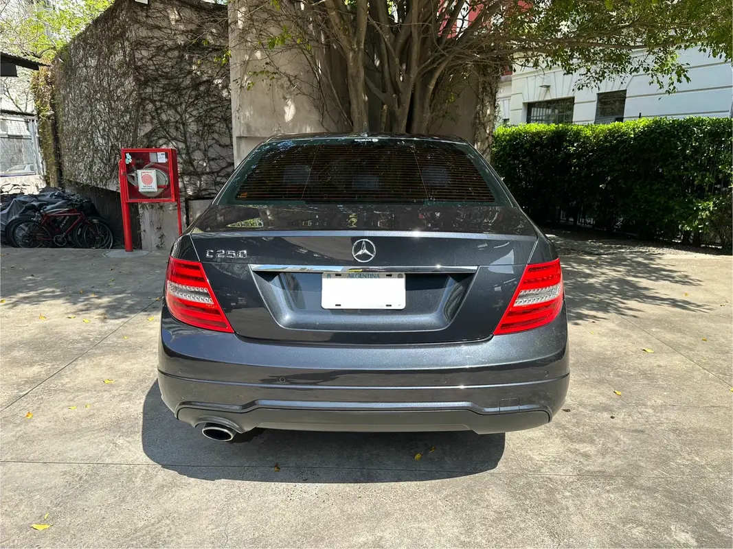 Mira esta publicación de Mercedes Benz Clase C 2014 en Motordil