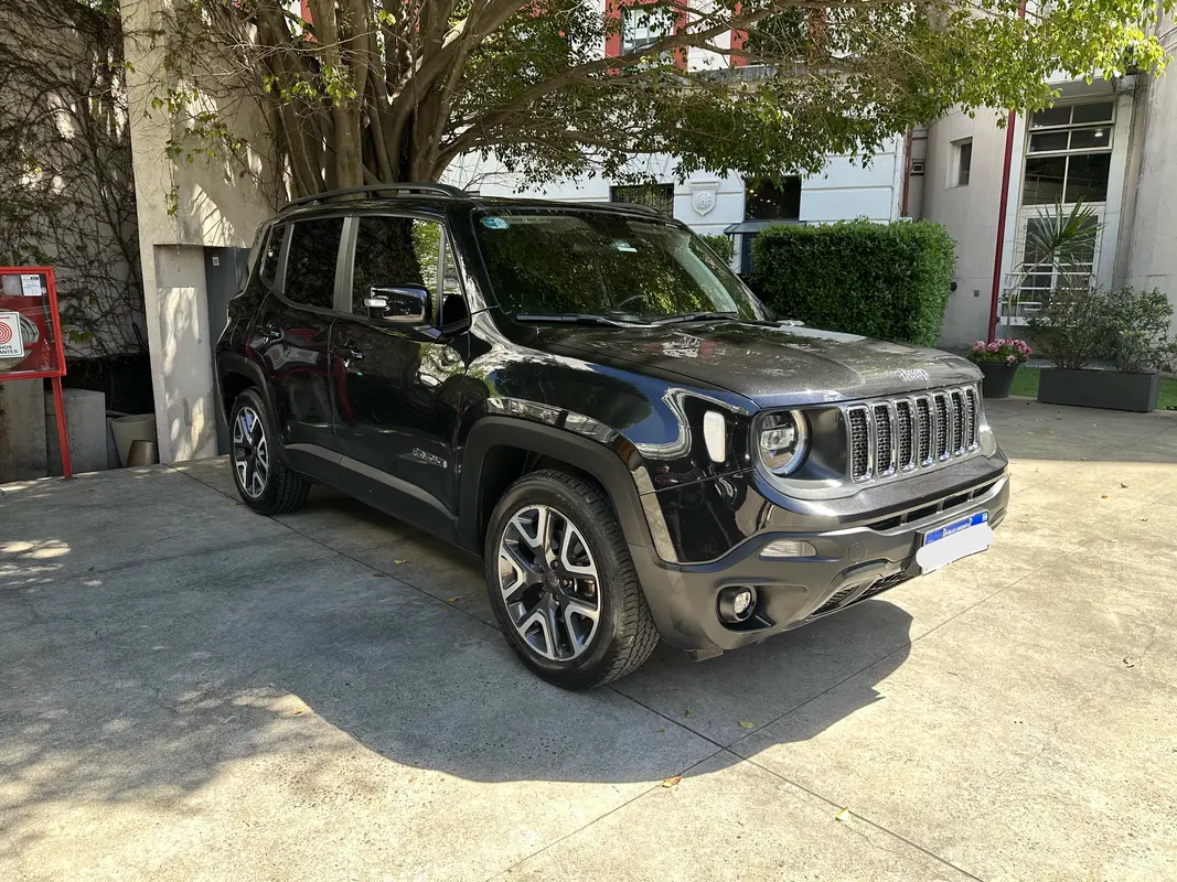 Mira esta publicación de Jeep Renegade 2021 en Motordil