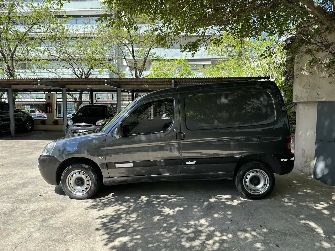 Mira esta publicación de Citroen Berlingo 2014 en Motordil