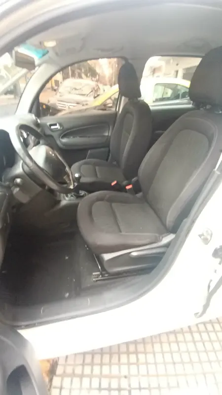 Mira esta publicación de Citroen C 3 Picasso 2014 en Motordil