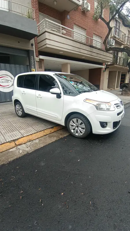 Mira esta publicación de Citroen C 3 Picasso 2014 en Motordil