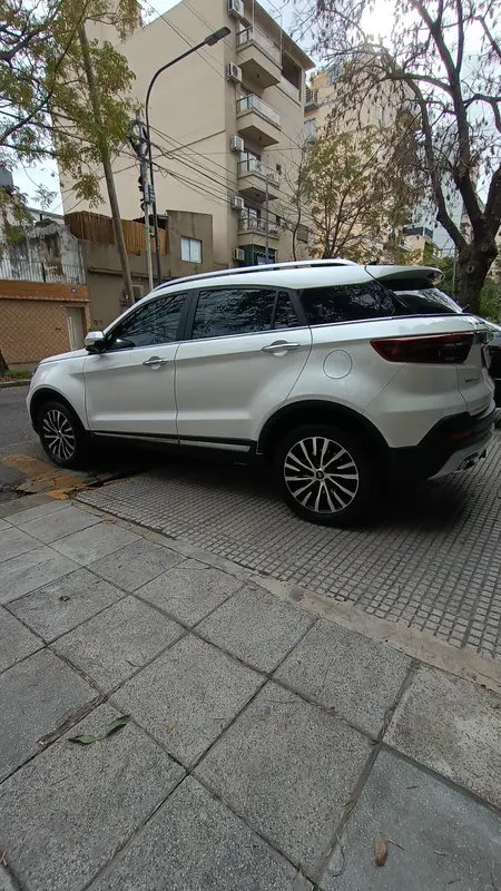 Mira esta publicación de Ford Territory 2022 en Motordil