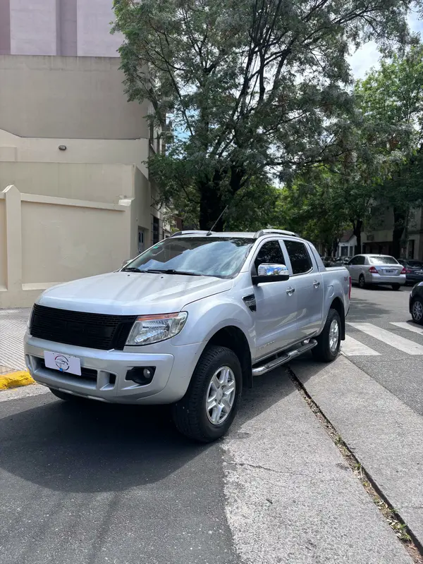 Mira esta publicación de Ford Ranger 2012 en Motordil
