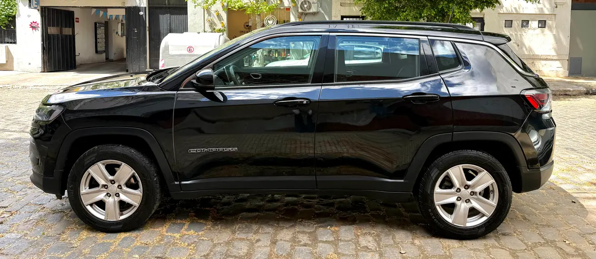 Mira esta publicación de Jeep Compass 2021 en Motordil