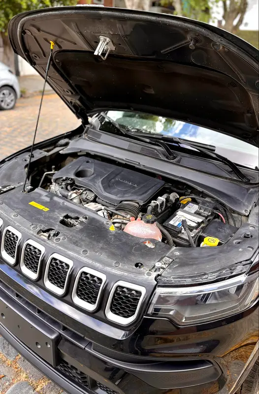 Mira esta publicación de Jeep Compass 2021 en Motordil