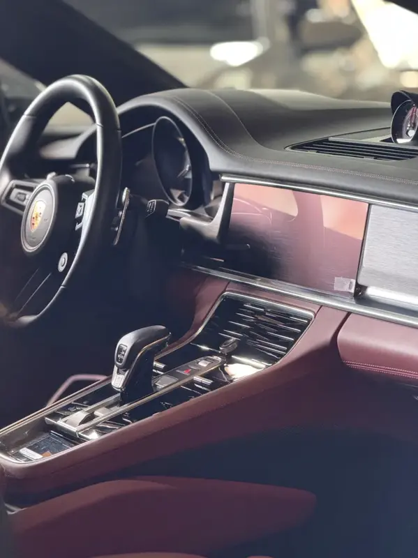 Mira esta publicación de Porsche Panamera 2022 en Motordil