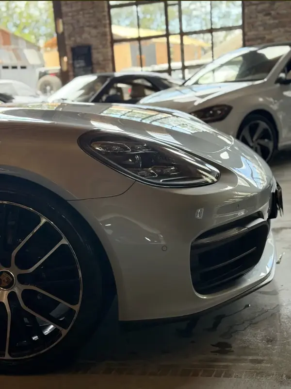 Mira esta publicación de Porsche Panamera 2022 en Motordil