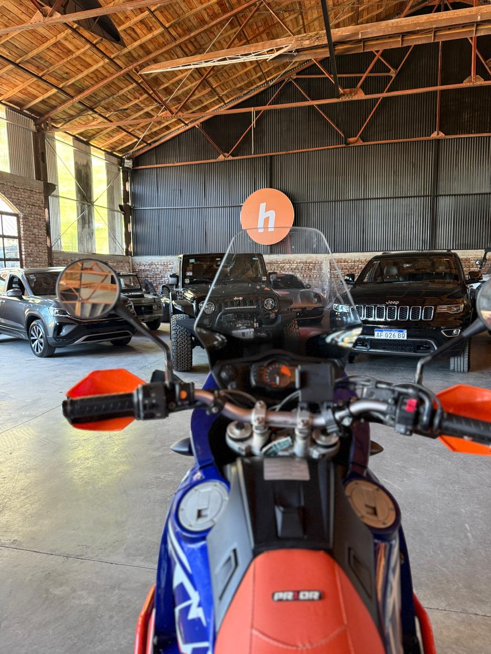 Mira esta publicación de KTM Adventure 990 R 2011 en Motordil