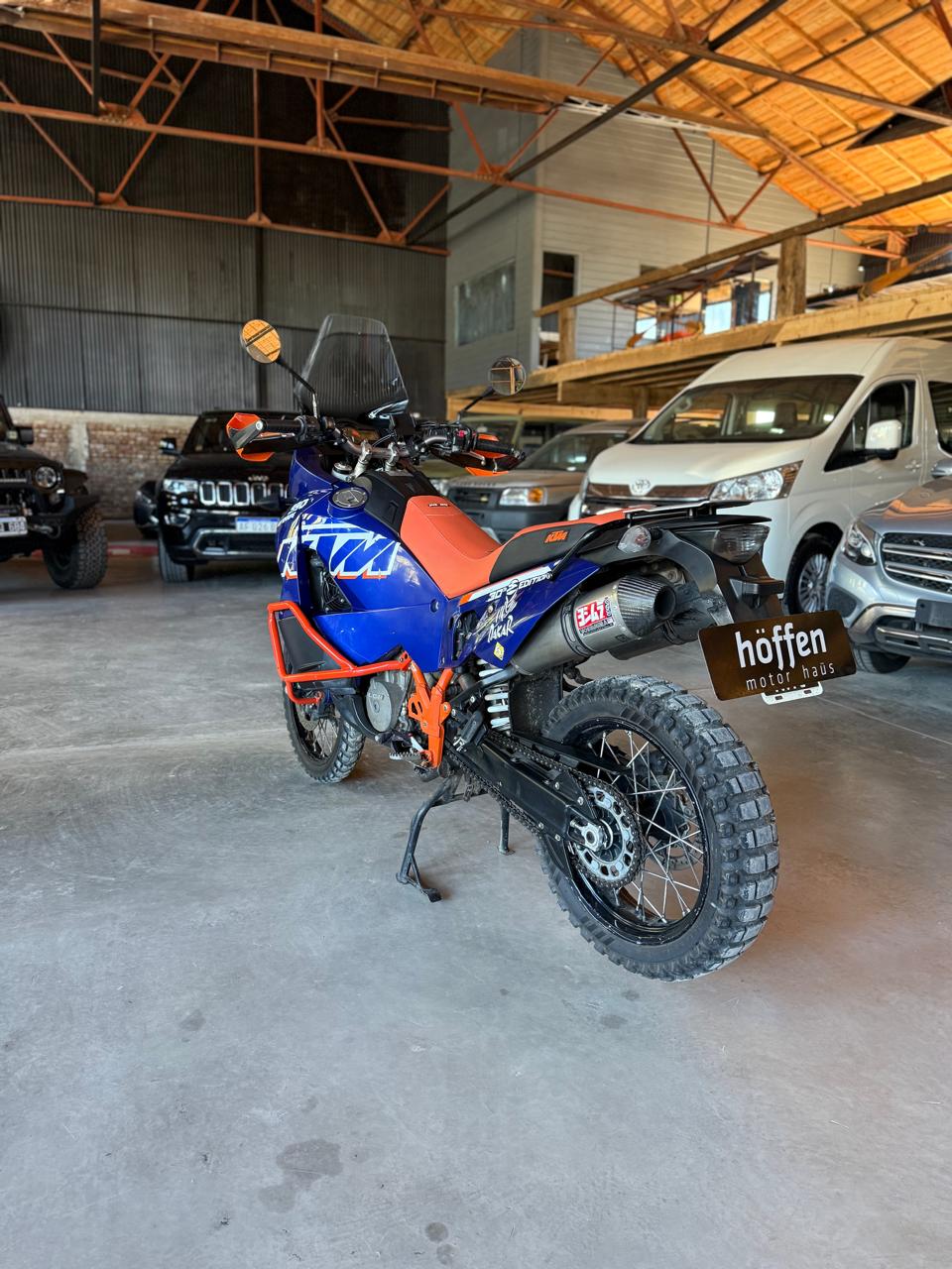 Mira esta publicación de KTM Adventure 990 R 2011 en Motordil