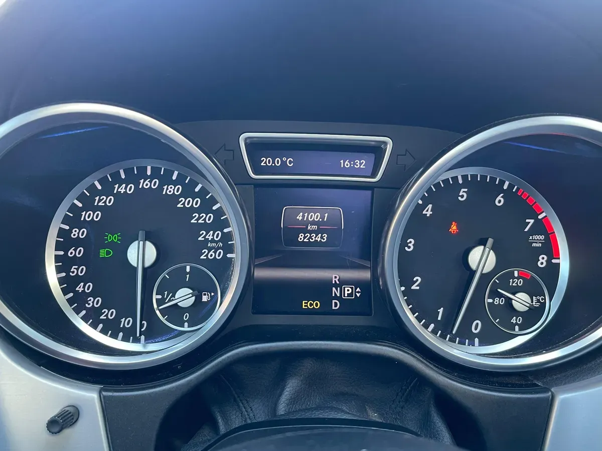 Mira esta publicación de Mercedes Benz GL 2013 en Motordil