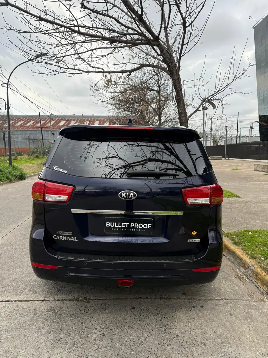 Mira esta publicación de KIA Carnival 2019 en Motordil