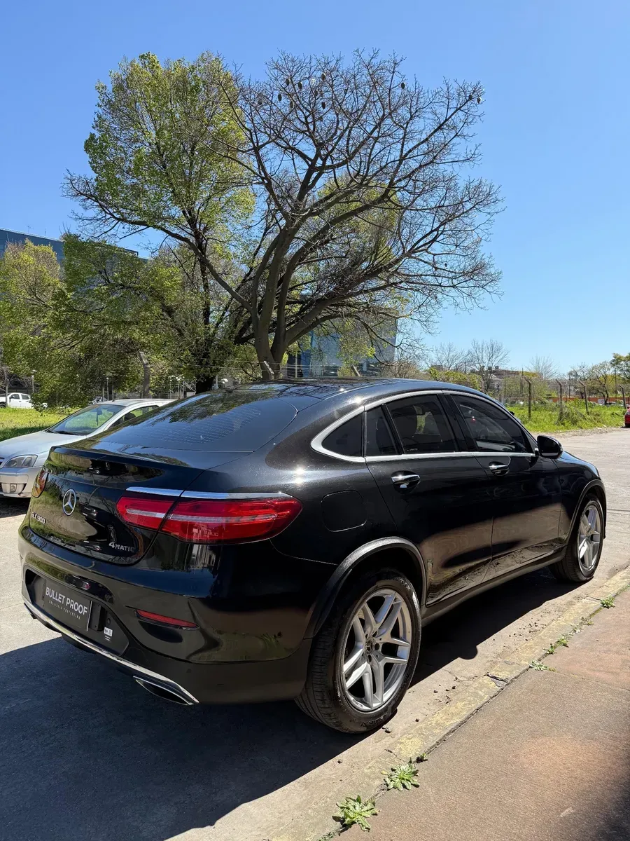Mira esta publicación de Mercedes Benz GLC 2017 en Motordil