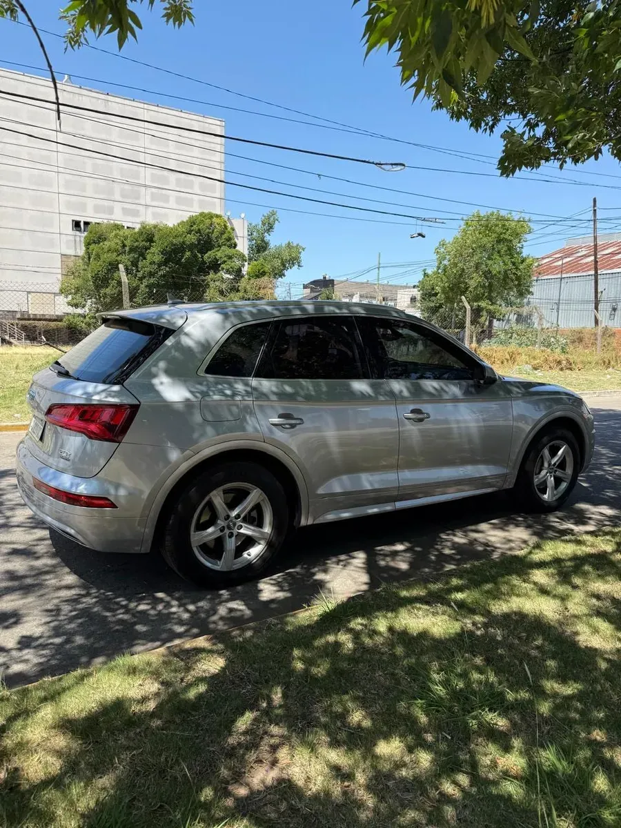 Mira esta publicación de Audi Q5 2019 en Motordil
