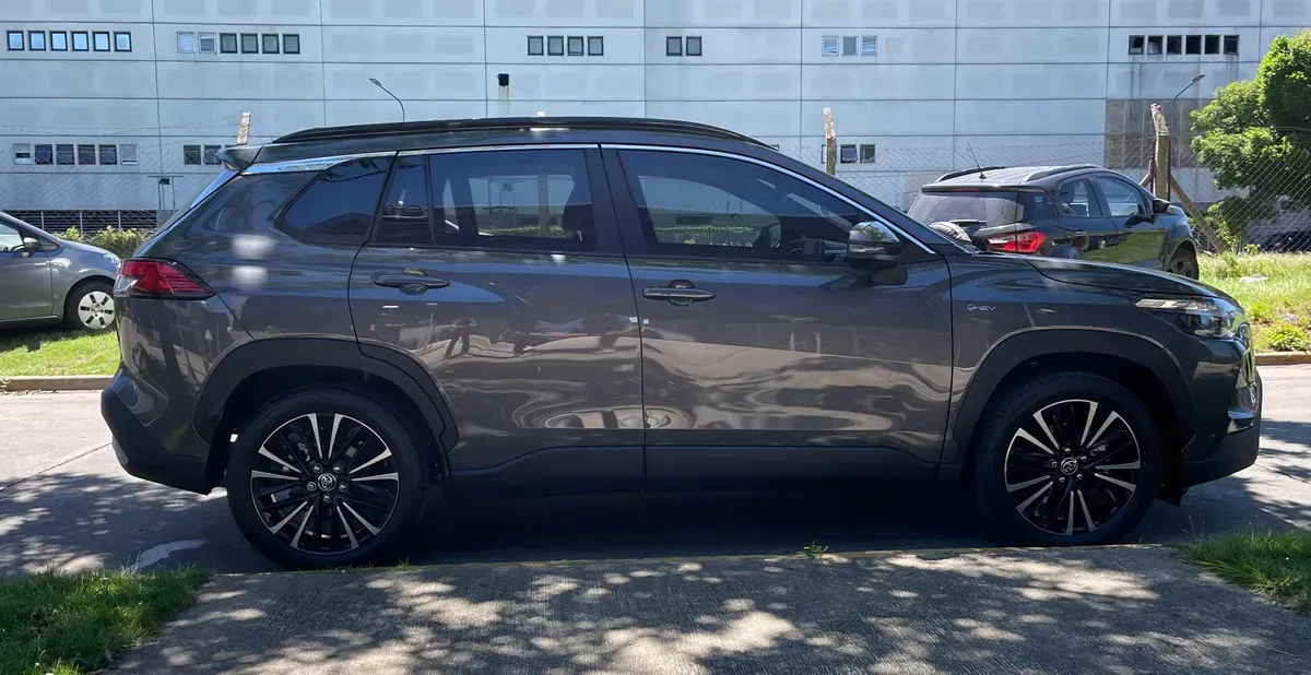 Mira esta publicación de Toyota Corolla Cross 2024 en Motordil