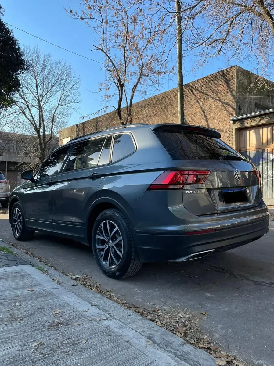 Mira esta publicación de Volkswagen Tiguan Allspace 2019 en Motordil