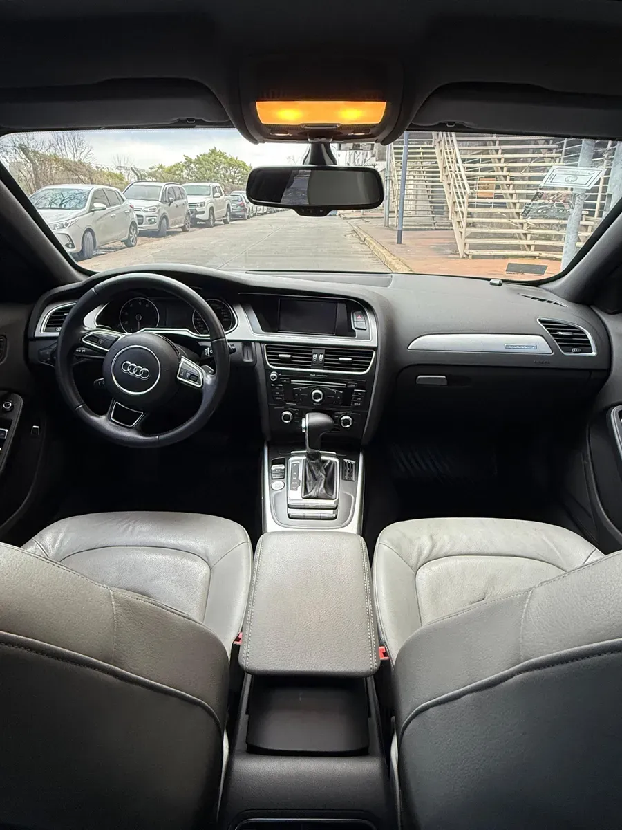 Mira esta publicación de Audi A4 2013 en Motordil