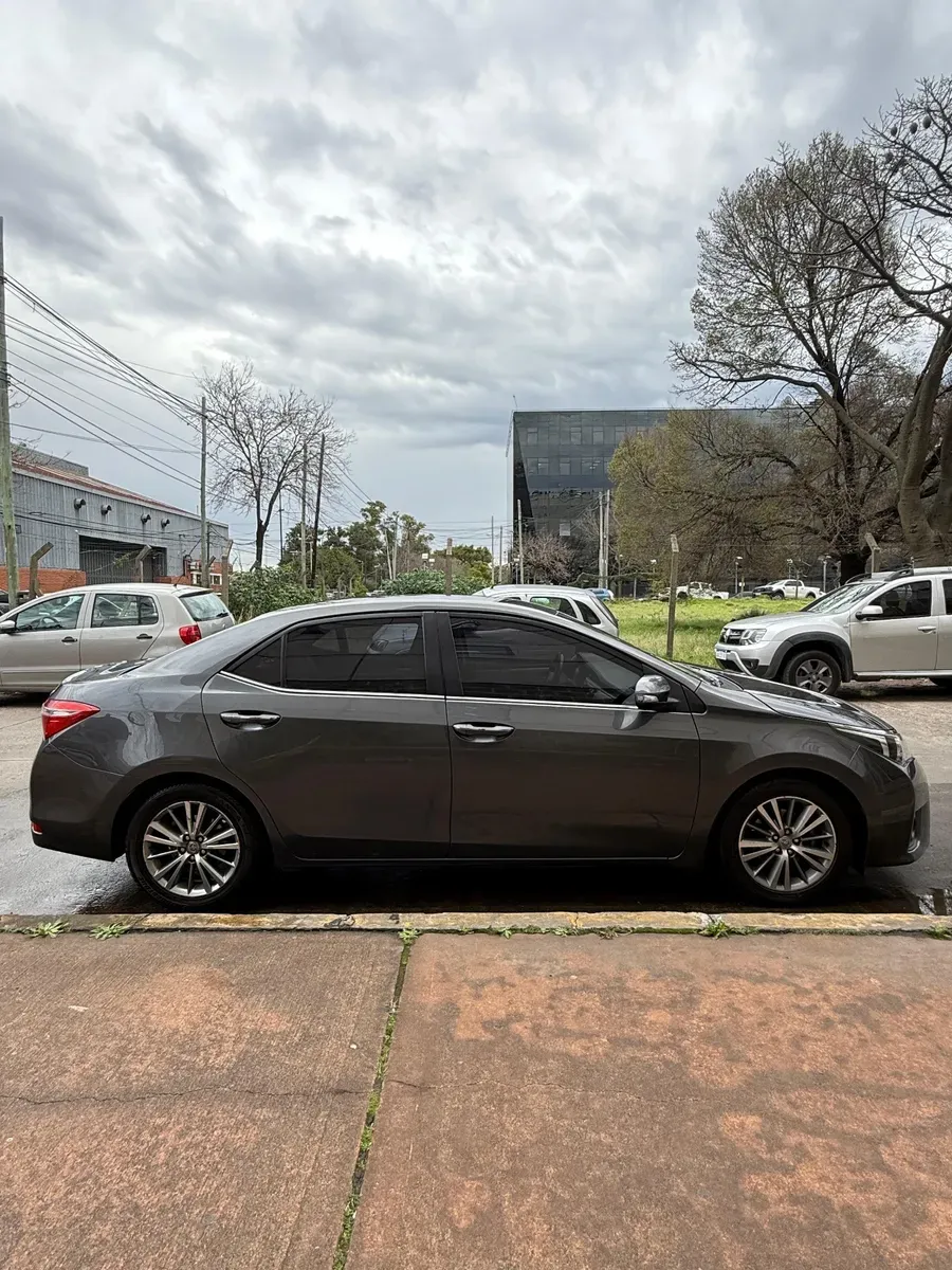 Mira esta publicación de Toyota Corolla 2017 en Motordil