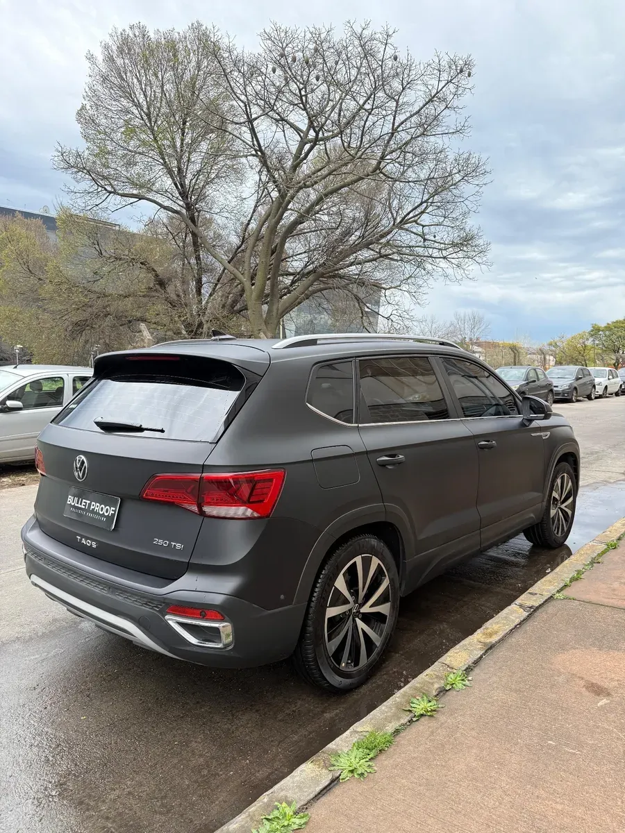 Mira esta publicación de Volkswagen Taos 2023 en Motordil