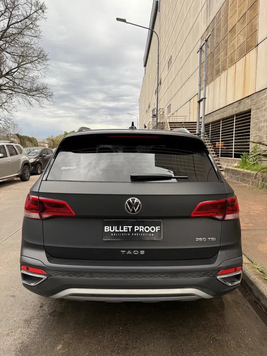 Mira esta publicación de Volkswagen Taos 2023 en Motordil