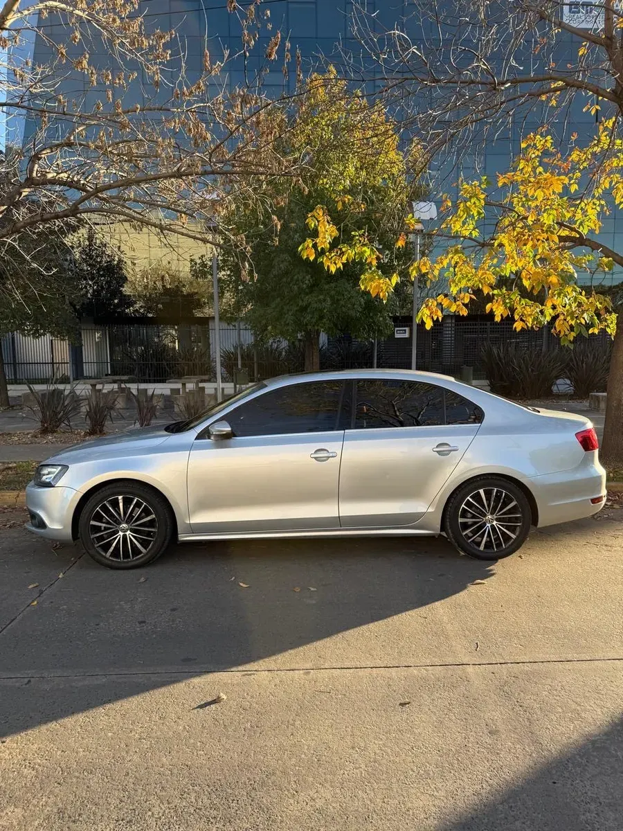Mira esta publicación de Volkswagen Vento 2014 en Motordil