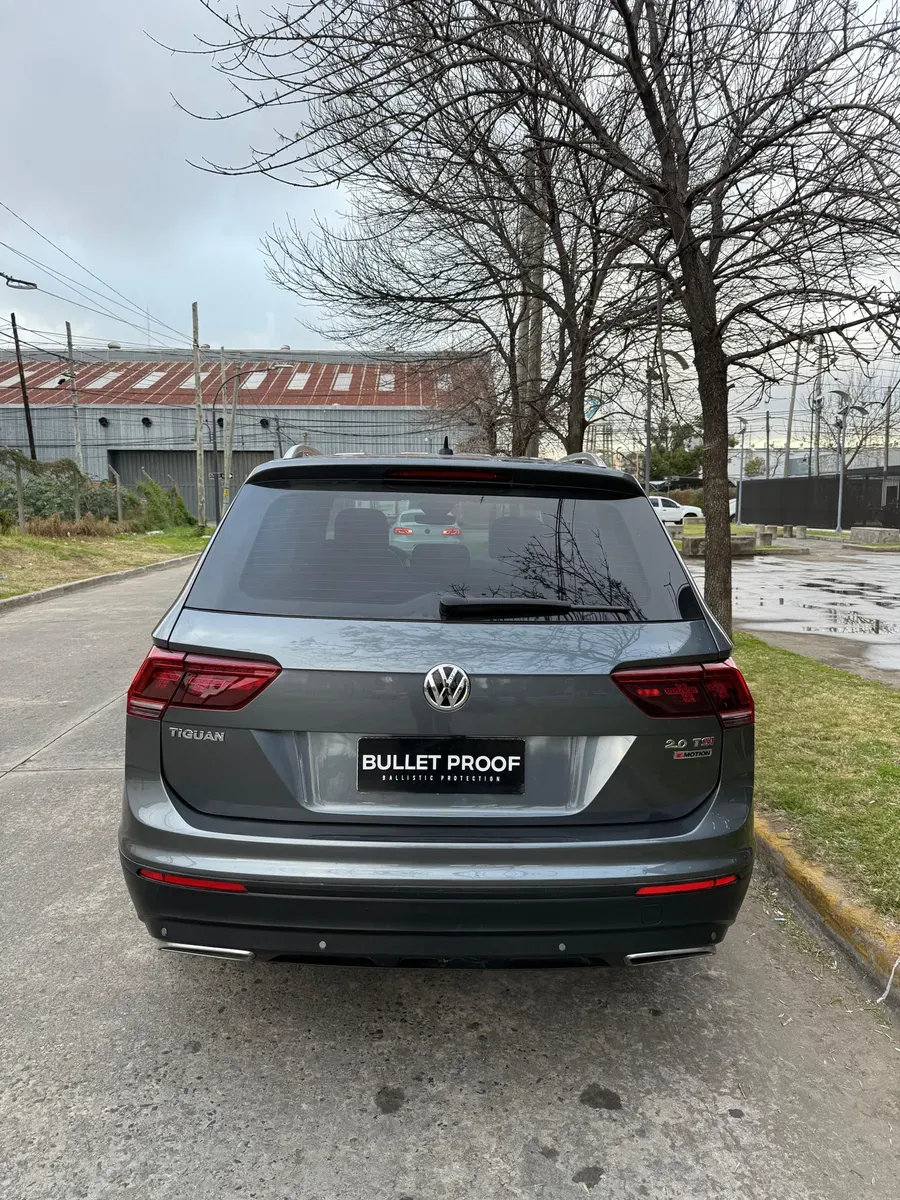Mira esta publicación de Volkswagen Tiguan Allspace 2019 en Motordil