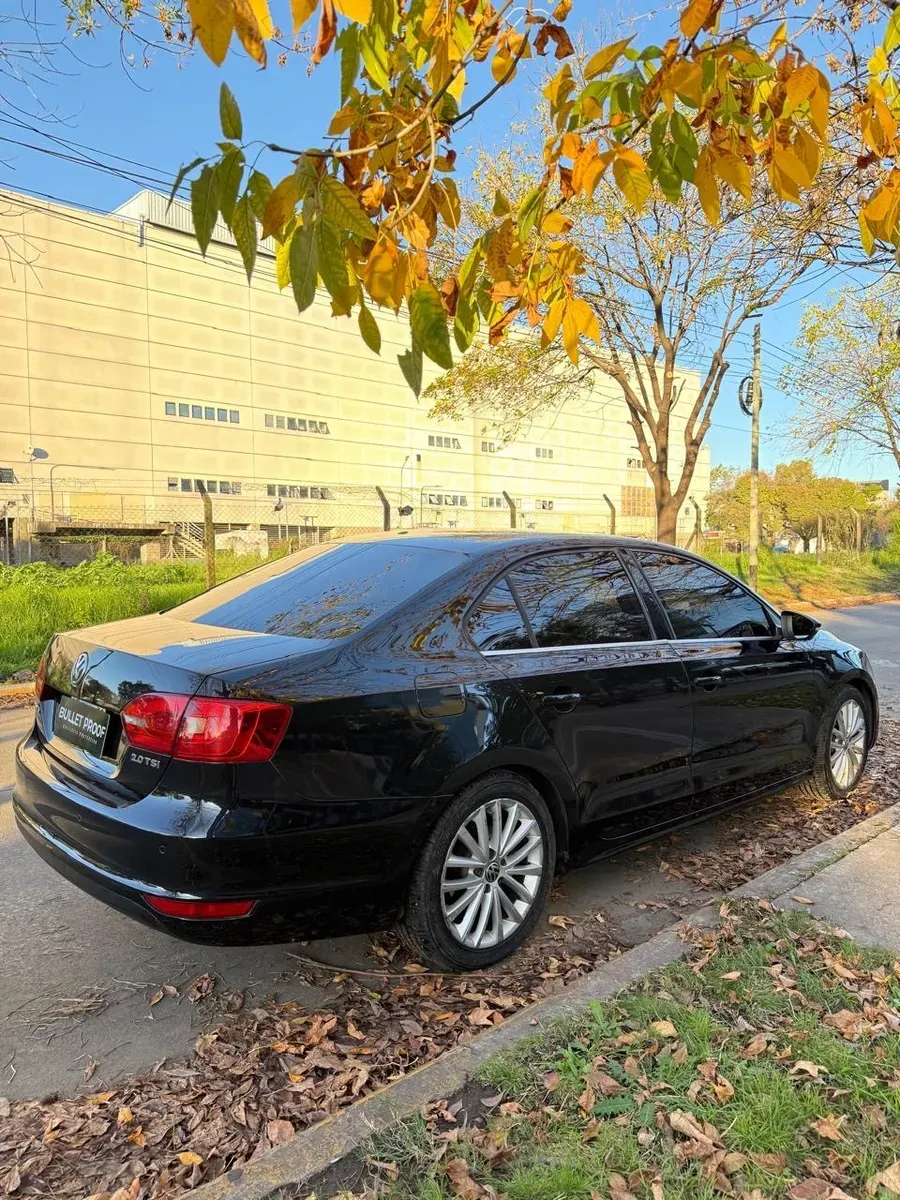 Mira esta publicación de Volkswagen Vento 2012 en Motordil