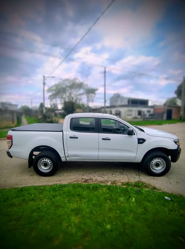 Mira esta publicación de Ford Ranger 2017 en Motordil