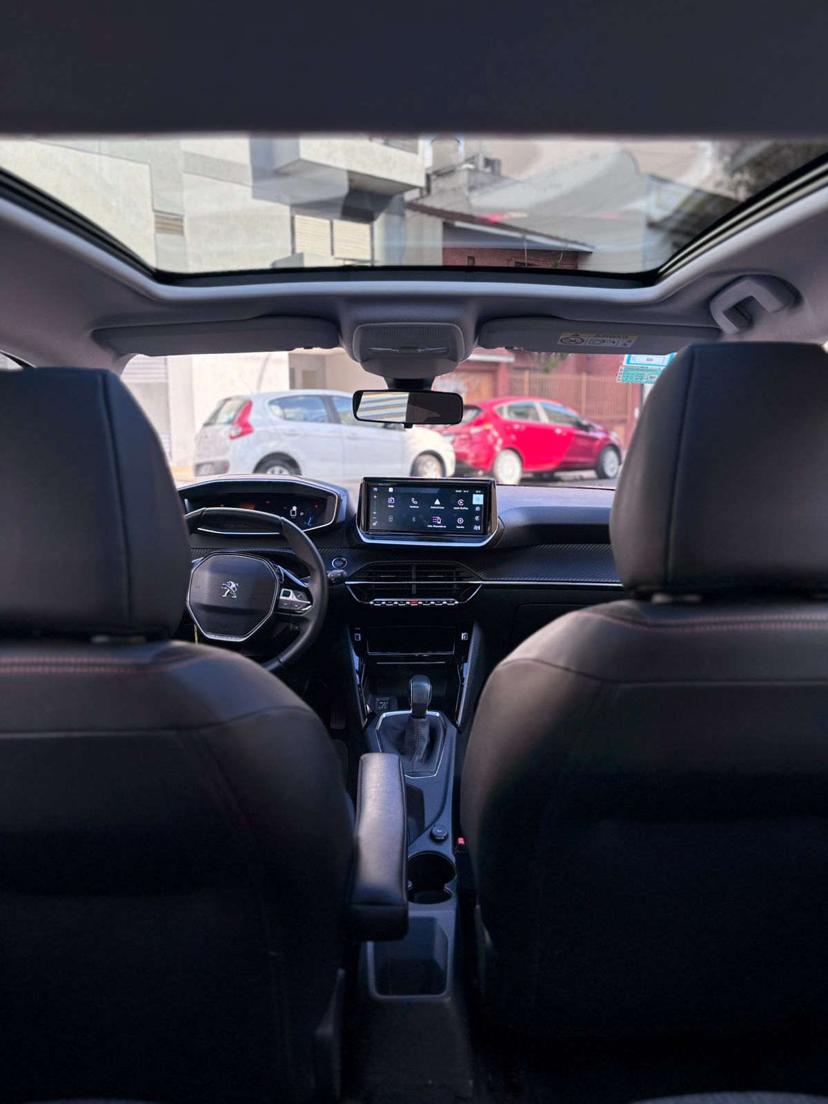 Mira esta publicación de Peugeot 208 2023 en Motordil
