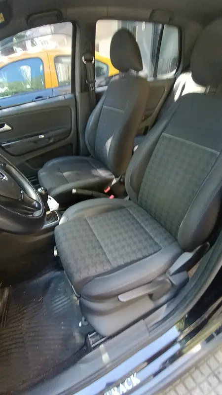 Mira esta publicación de Volkswagen FOX 2016 en Motordil
