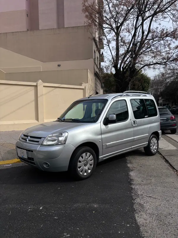 Mira esta publicación de Citroen Berlingo 2016 en Motordil