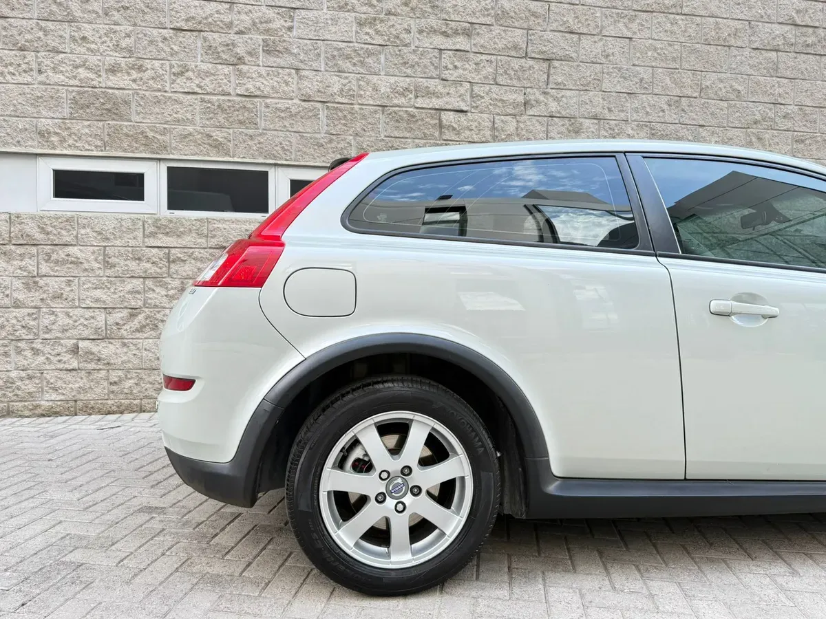 Mira esta publicación de Volvo C 30 2013 en Motordil