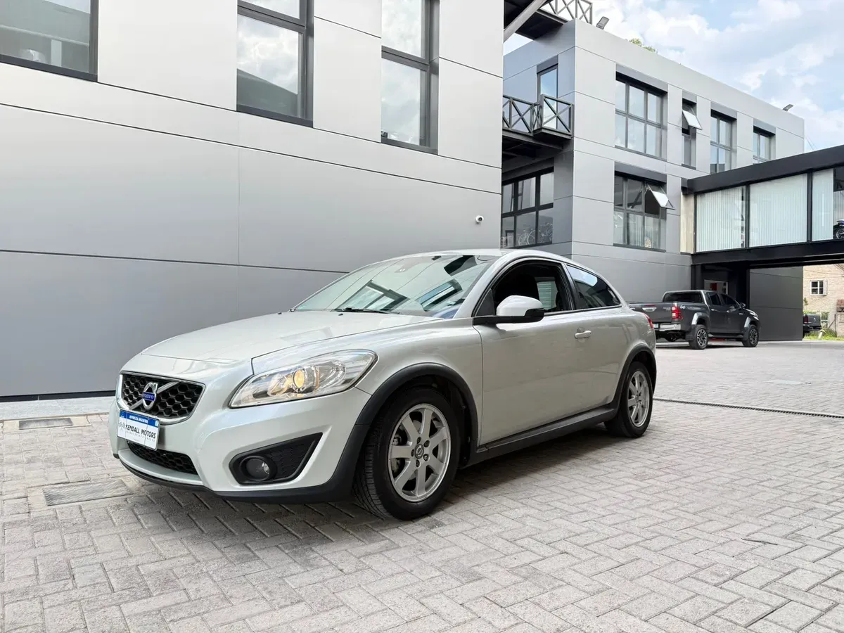 Mira esta publicación de Volvo C 30 2013 en Motordil