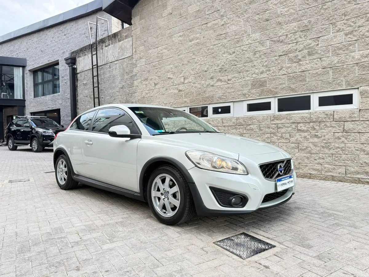 Mira esta publicación de Volvo C 30 2013 en Motordil