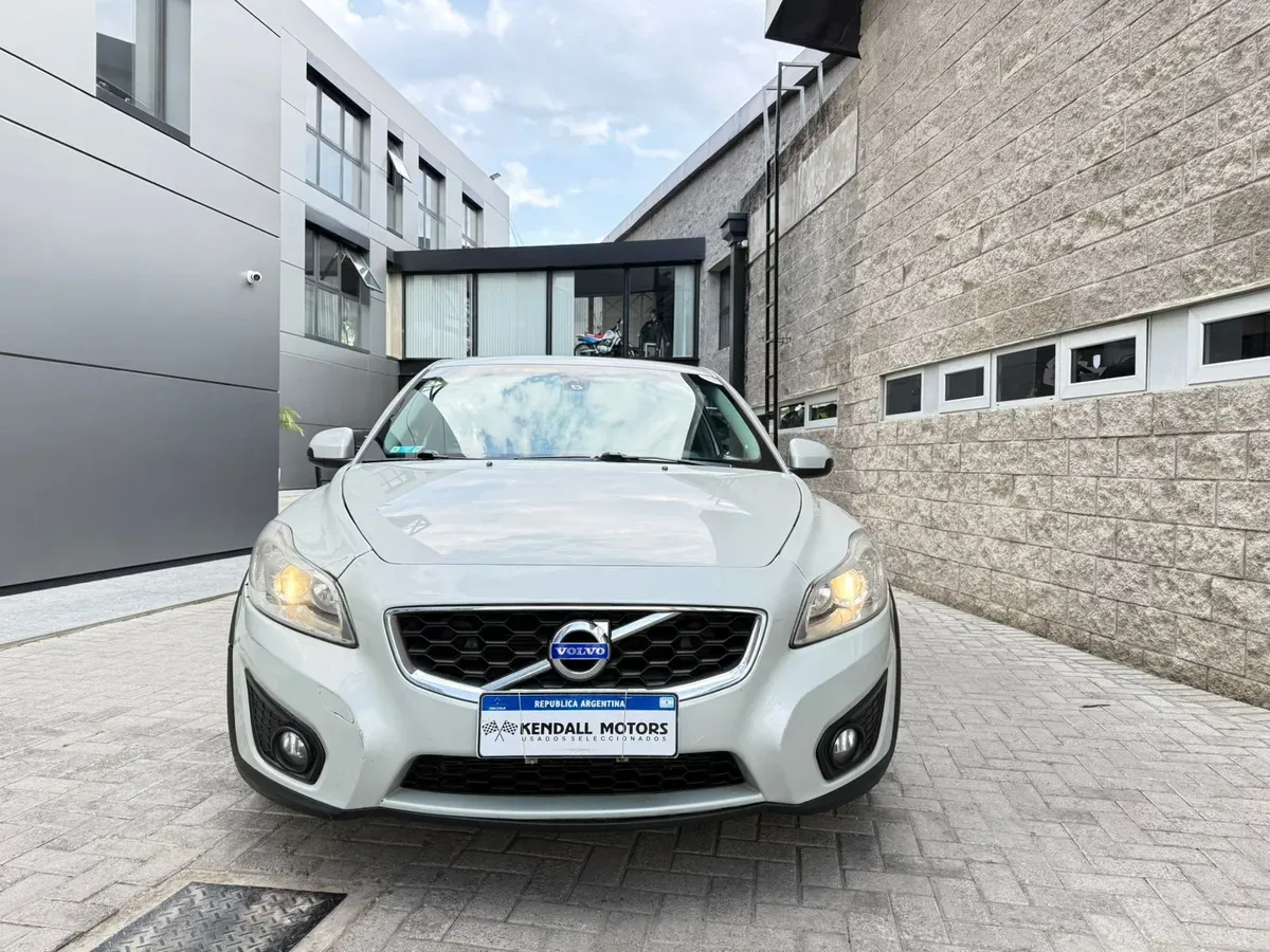Mira esta publicación de Volvo C 30 2013 en Motordil