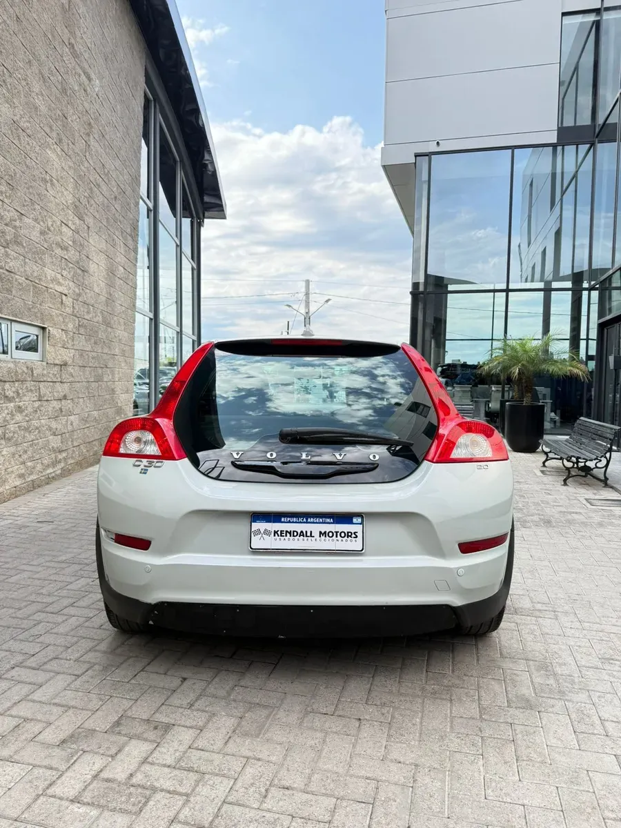 Mira esta publicación de Volvo C 30 2013 en Motordil