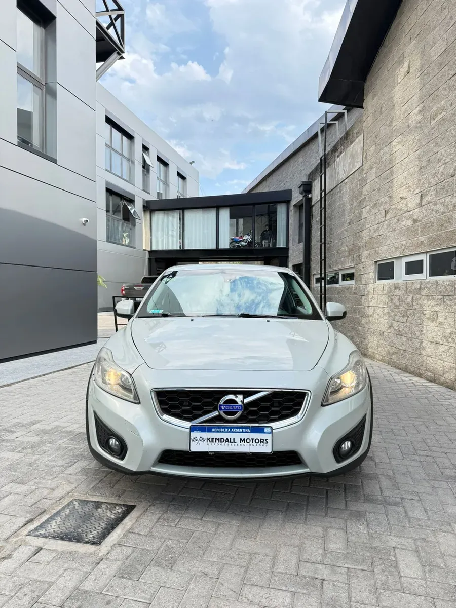Mira esta publicación de Volvo C 30 2013 en Motordil