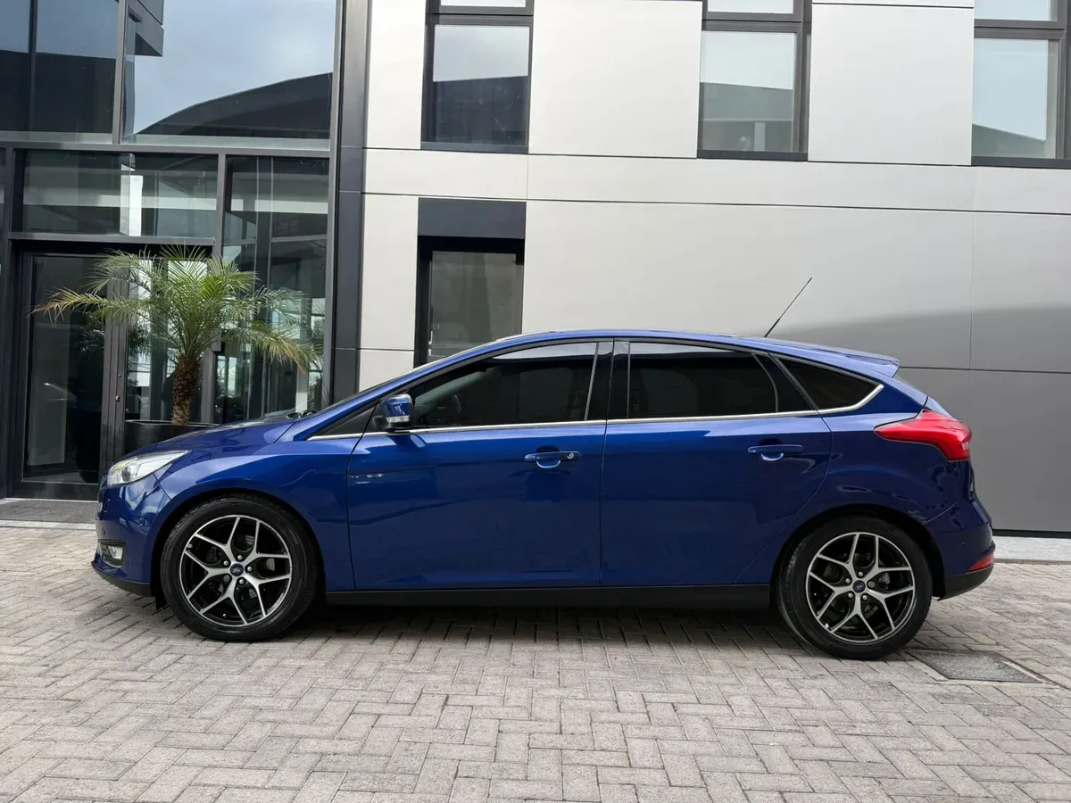 Mira esta publicación de Ford Focus 2016 en Motordil