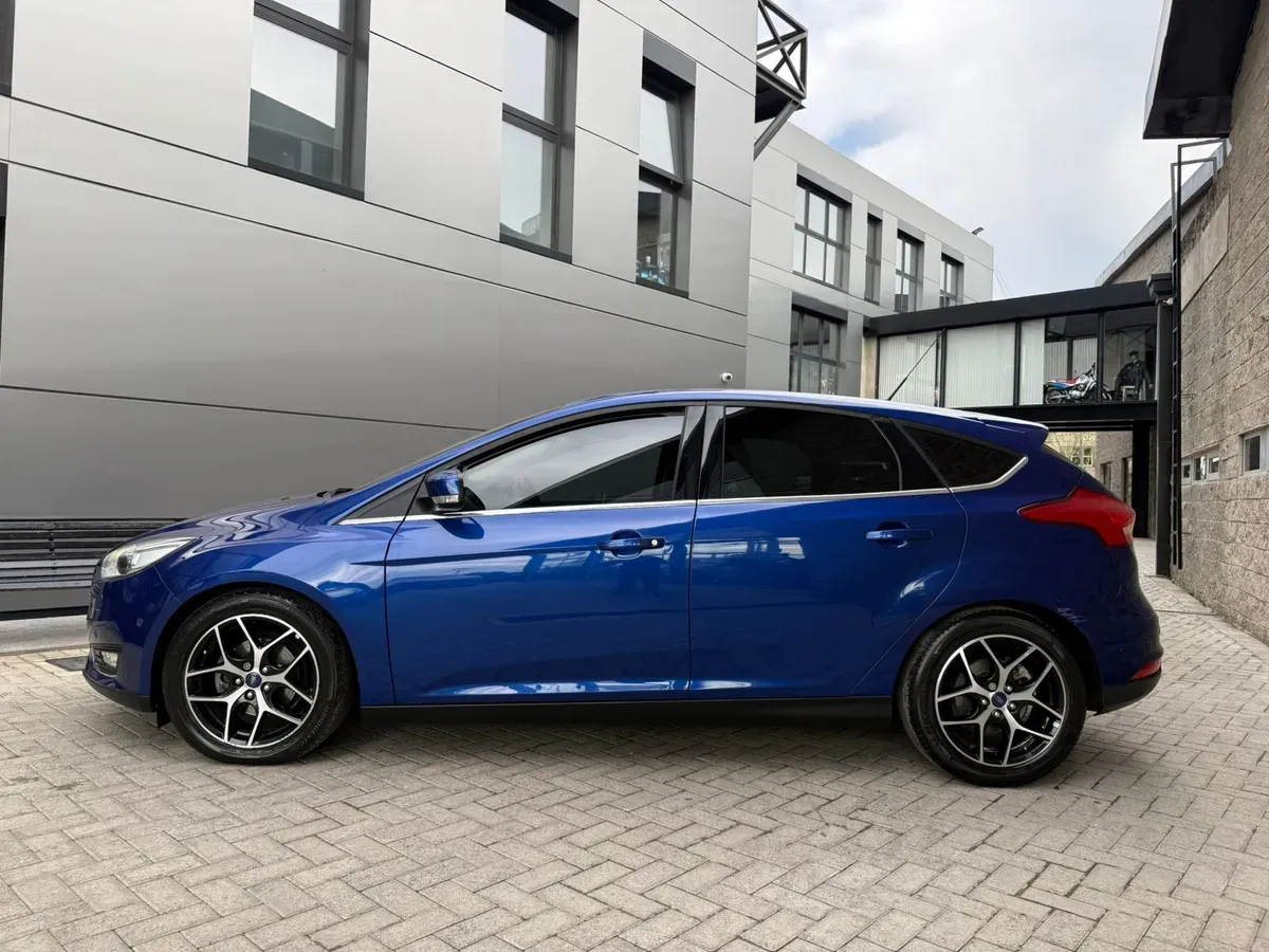 Mira esta publicación de Ford Focus 2016 en Motordil