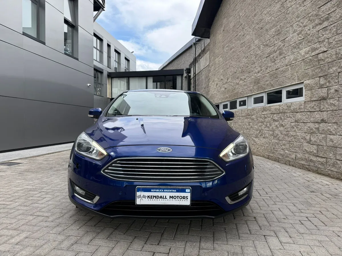 Mira esta publicación de Ford Focus 2016 en Motordil