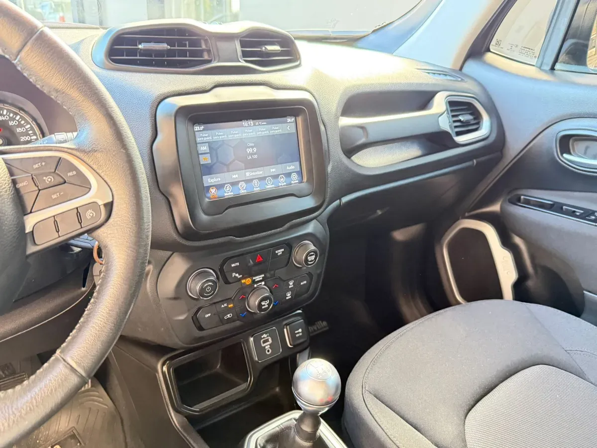 Mirá esta publicación de Jeep Renegade