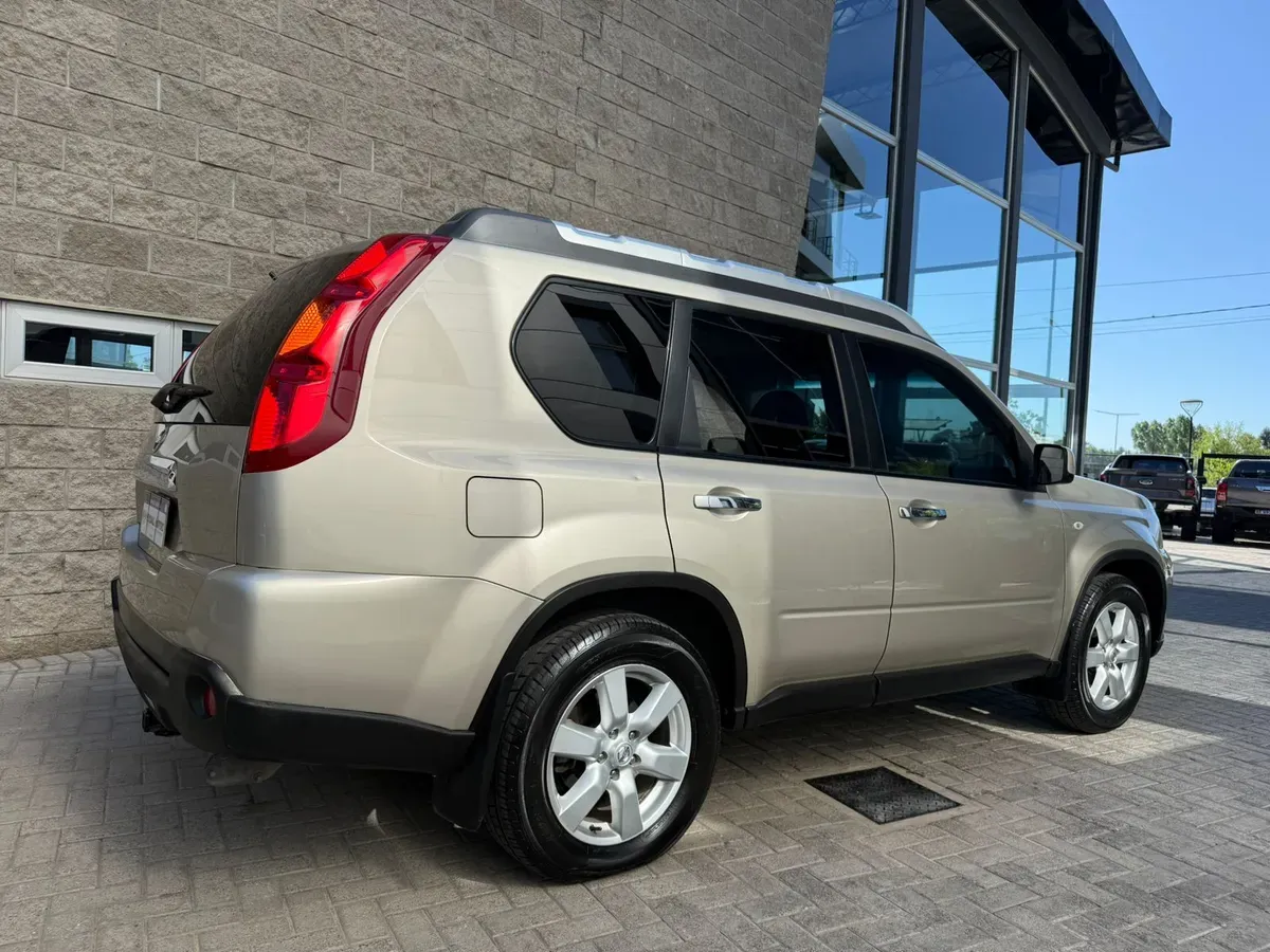 Mira esta publicación de Nissan X Trail 2008 en Motordil