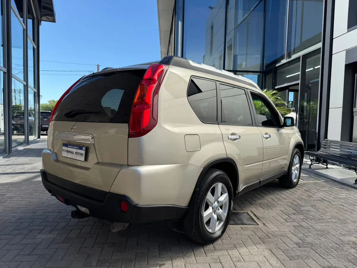 Mira esta publicación de Nissan X Trail 2008 en Motordil