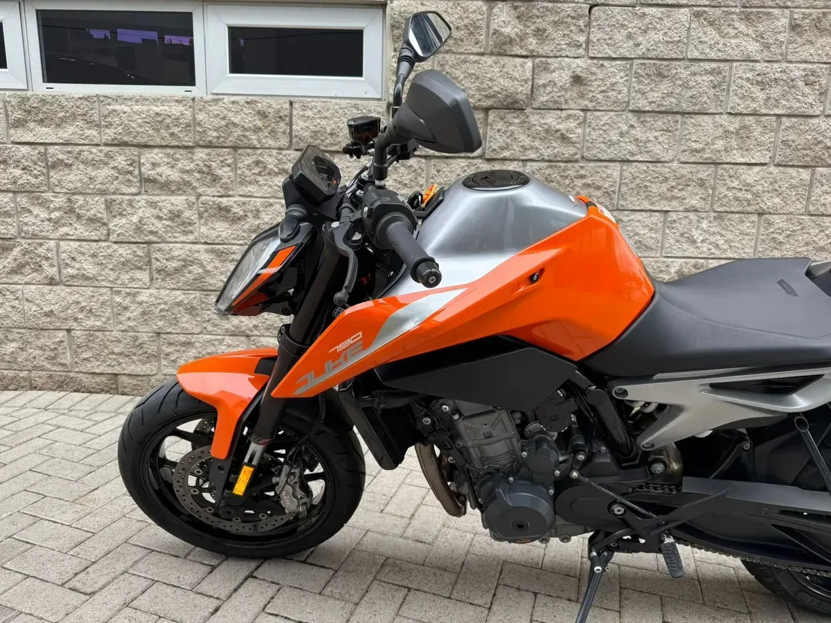 Mira esta publicación de KTM Duke 790 Naked 2019 en Motordil